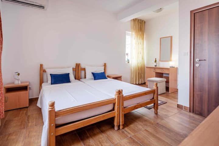 Apartmani Franeta บุดวา ภายนอก รูปภาพ