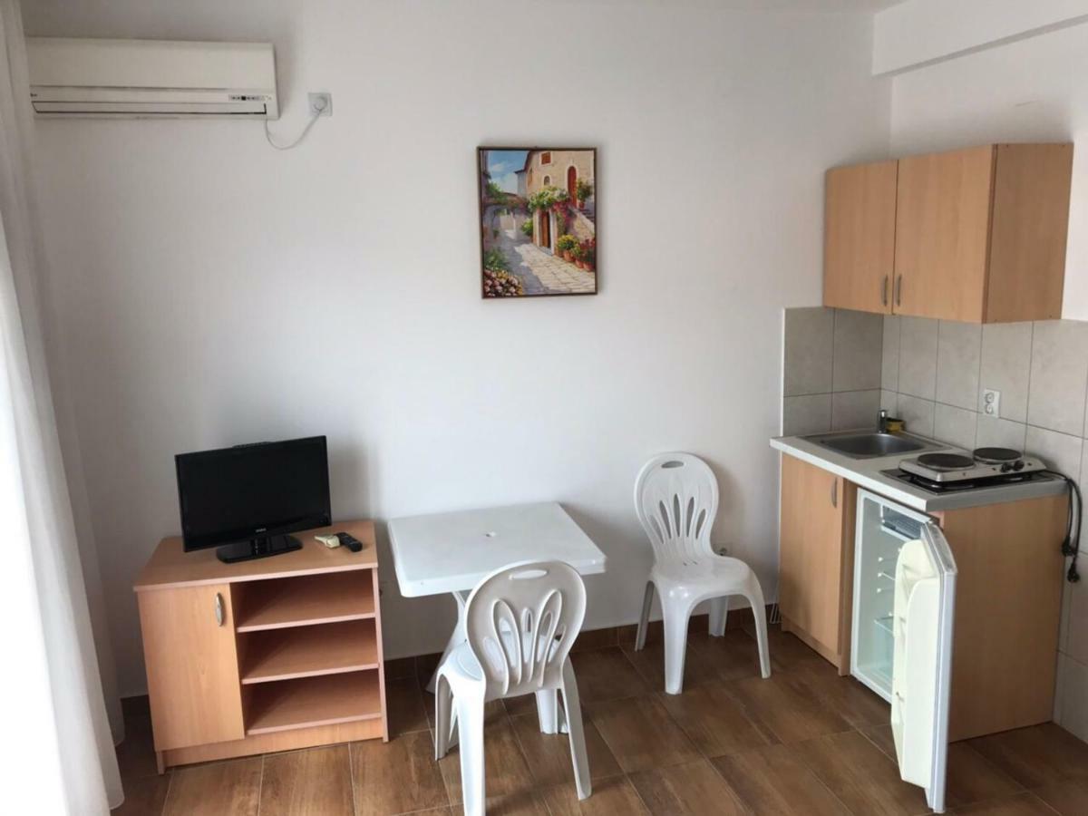 Apartmani Franeta บุดวา ภายนอก รูปภาพ