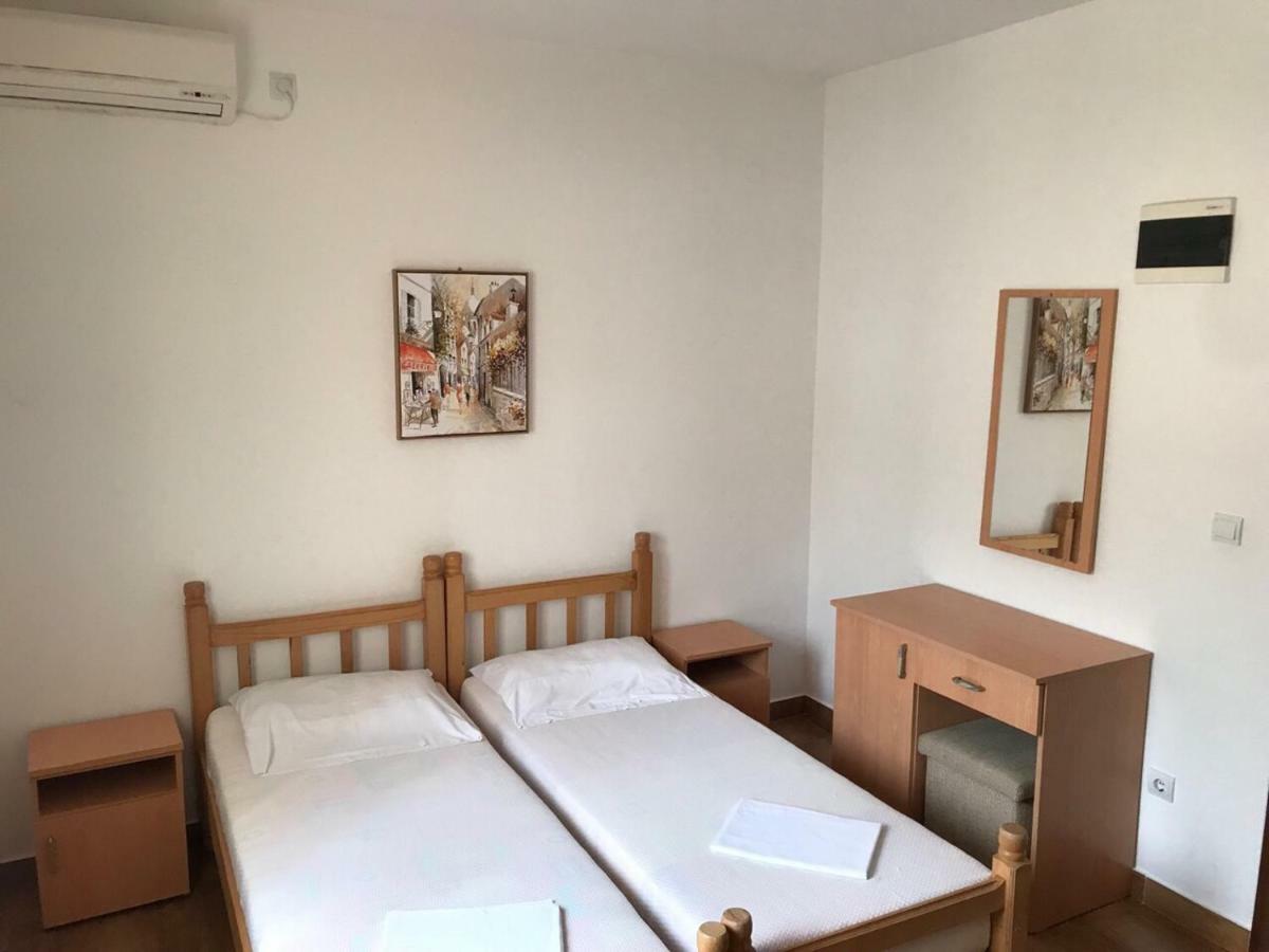 Apartmani Franeta บุดวา ภายนอก รูปภาพ