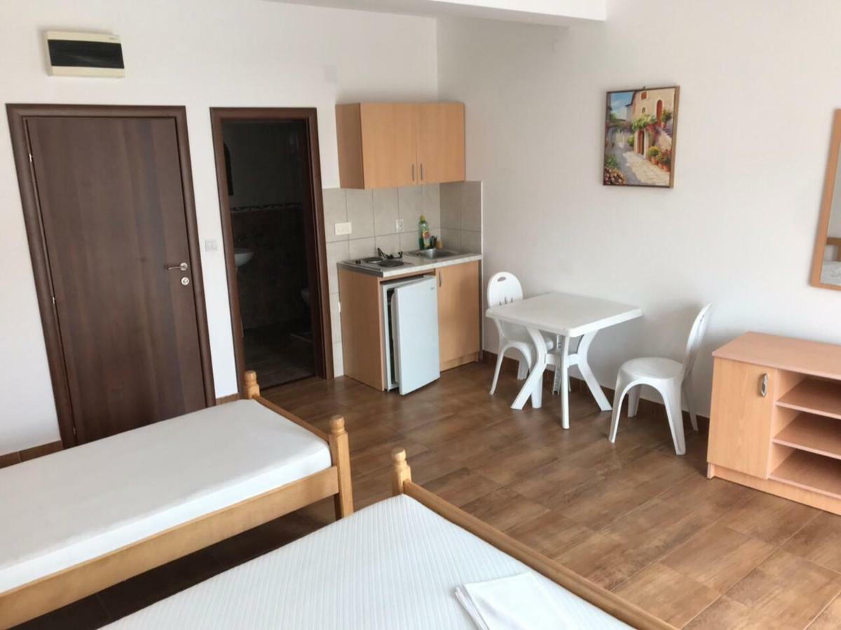 Apartmani Franeta บุดวา ภายนอก รูปภาพ