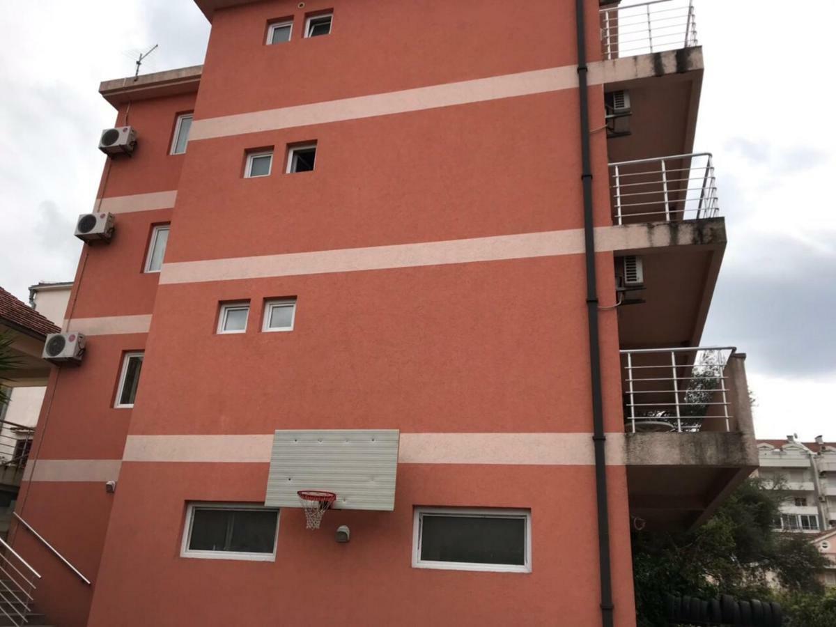 Apartmani Franeta บุดวา ภายนอก รูปภาพ